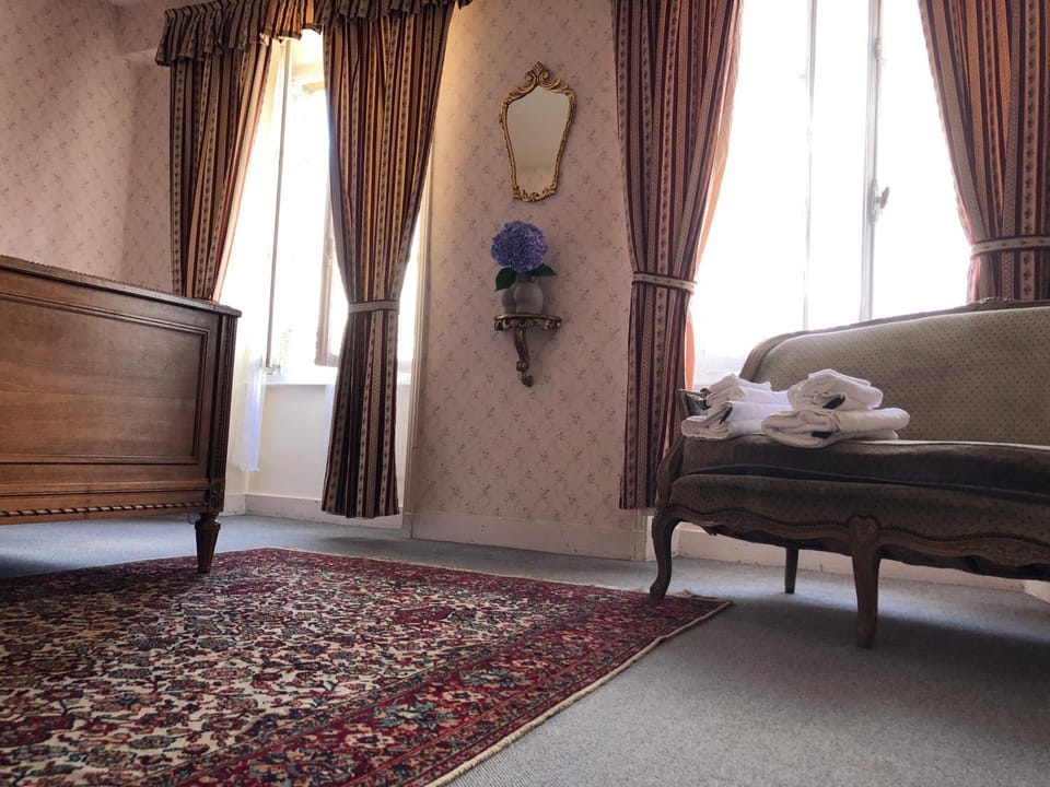 BnB@23 Bed and Breakfast in Normandy