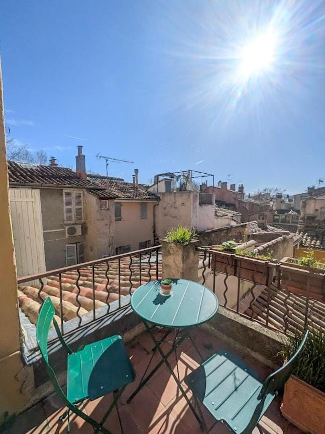 Balcony/Terrace, Dining area
