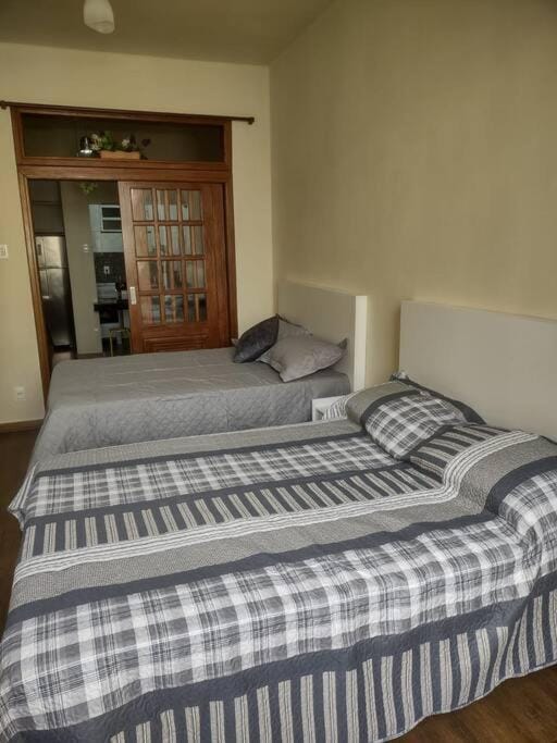 Apartamento em Copacabana Apartment in Rio de Janeiro