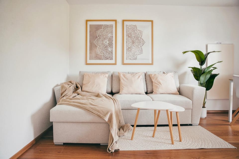Living room, Decorative detail