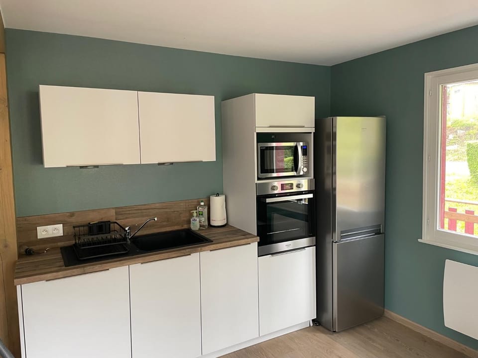 microwave, oven, kitchen