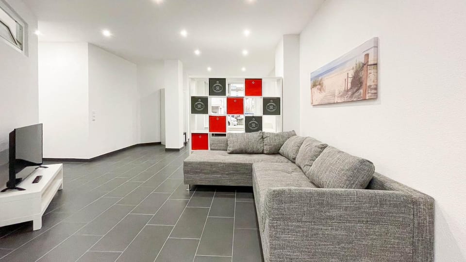 Communal lounge/ TV room, Living room, Seating area