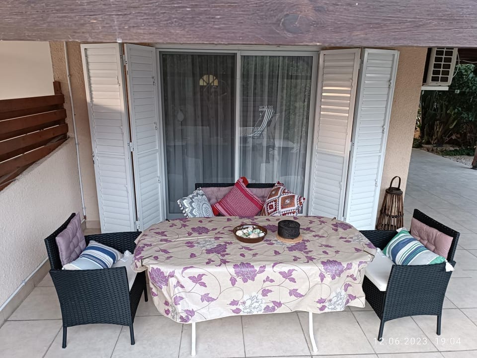 Balcony/Terrace, Seating area, Dining area