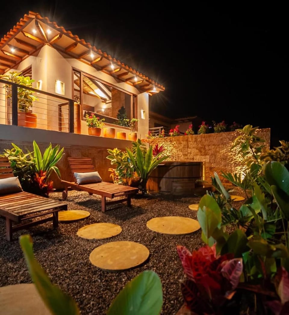 Chalet con Tina Noruega House in Cundinamarca, Colombia