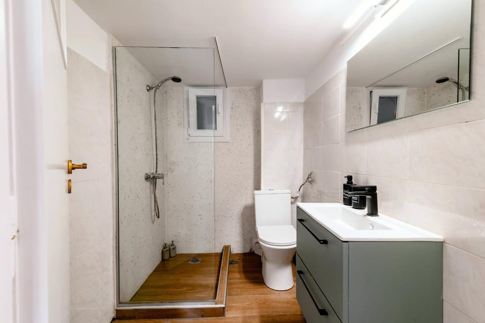 Shower, Bathroom