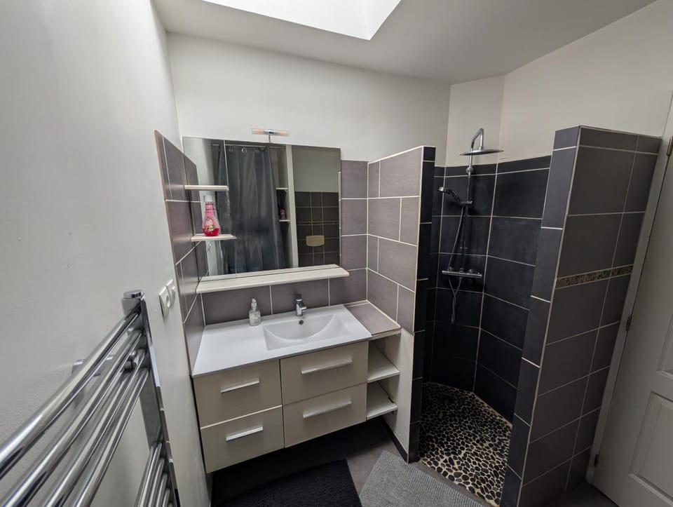 Le LOFT - Villa de 70m² avec jardin clos House in Bourgogne-Franche-Comté