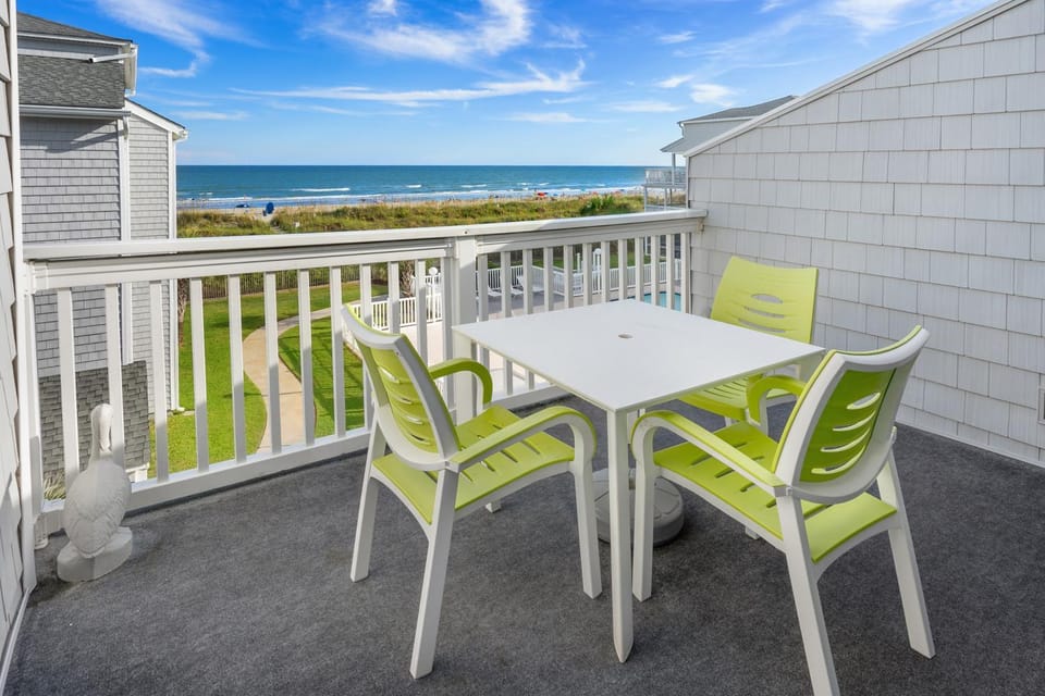Sea Cloisters 305B condo Apartment in North Myrtle Beach