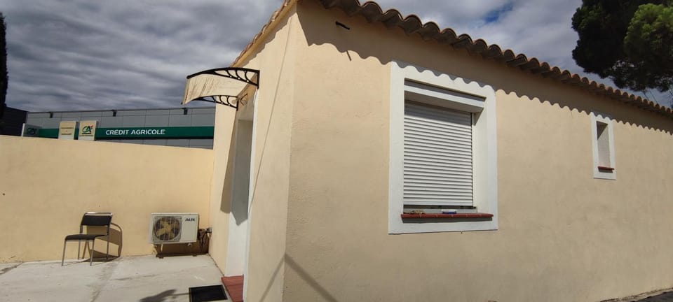 Le Pavillon Les BUISSONNETS Apartment in Provence-Alpes-Côte d'Azur