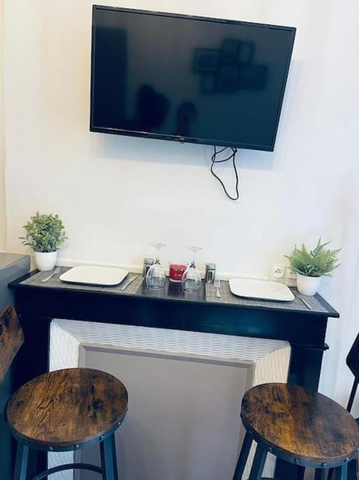 Le Black and White studio centre-ville historique Apartment in Bourges