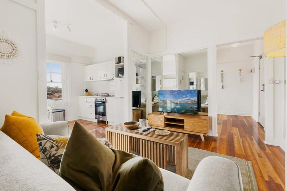 Beachfront Serenity Bondi Beach Apartment in Sydney