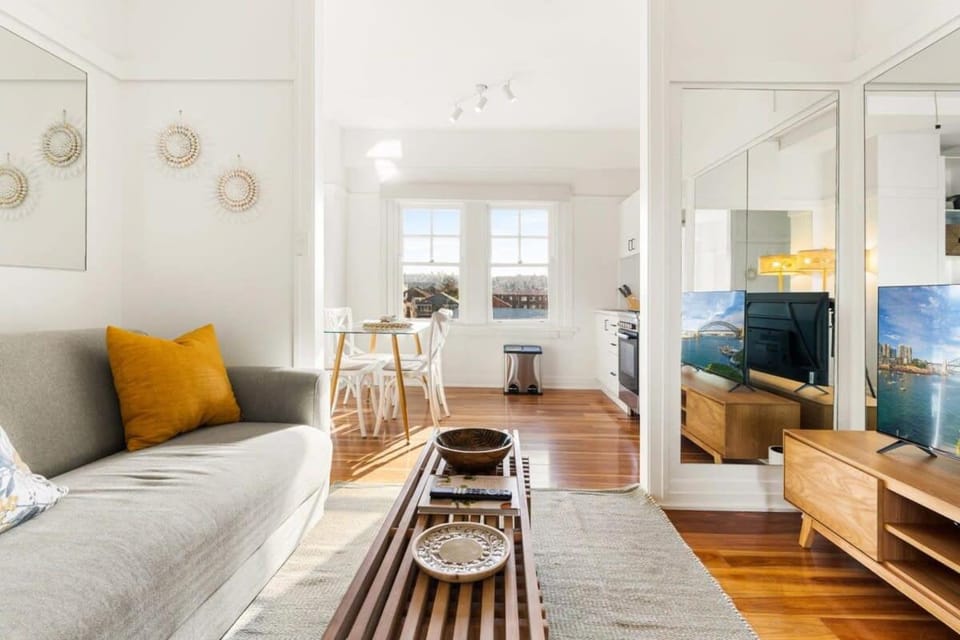 Beachfront Serenity Bondi Beach Apartment in Sydney