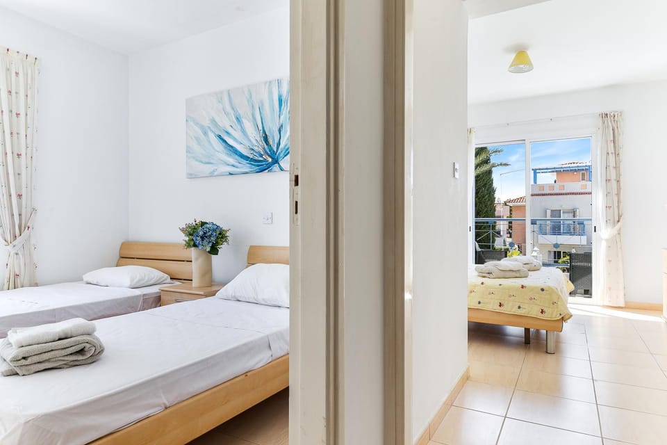 Balcony/Terrace, Bedroom, safe, wardrobe, air conditioner