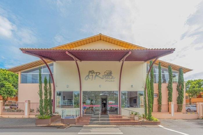 Property building, Facade/entrance