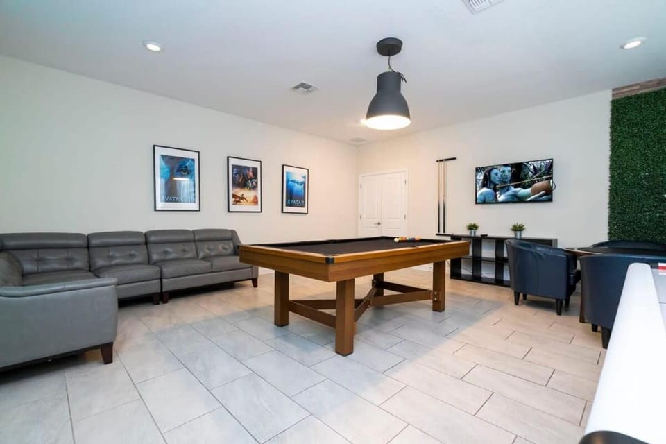 Modern Marvel-Spacious, Themed, Fun-Filled House in Kissimmee