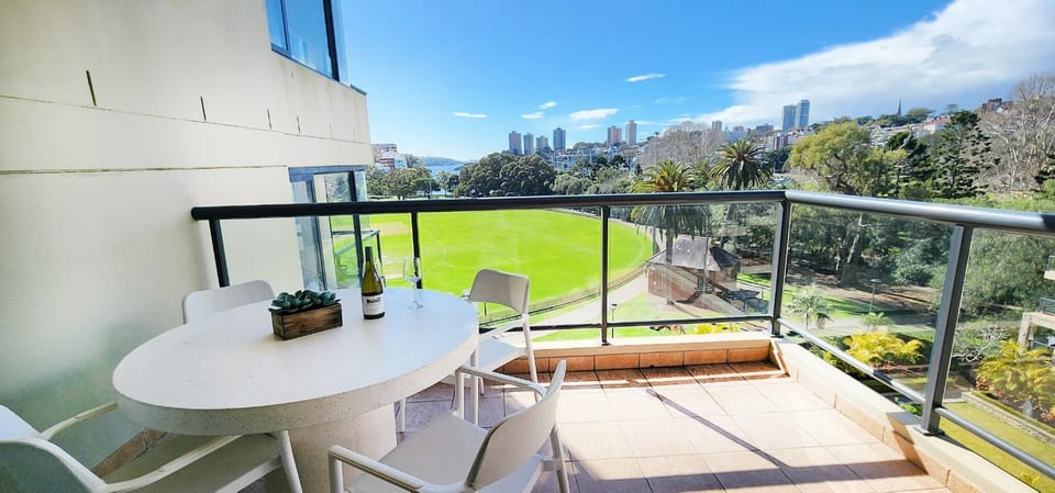 Patio, View (from property/room), Balcony/Terrace, Dining area, Garden view