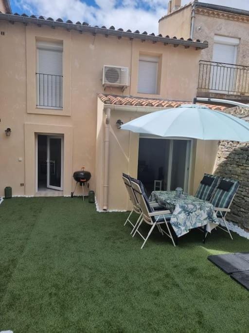 Patio, Garden, Dining area