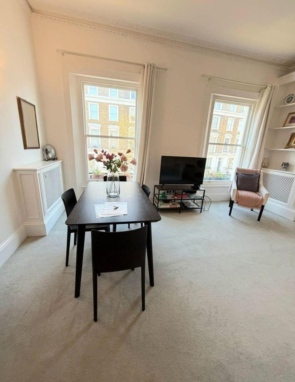 Living room, Dining area