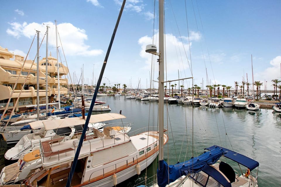 Puerto Marina exclusive apartment Apartment in Benalmadena