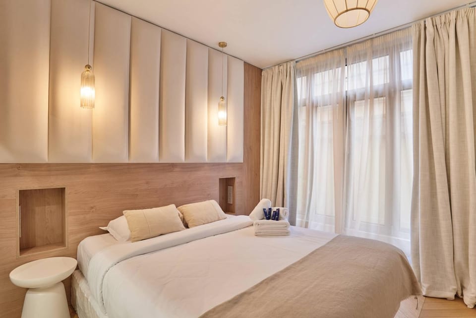 Apartment Centre de Paris by Studio prestige Apartment in Paris