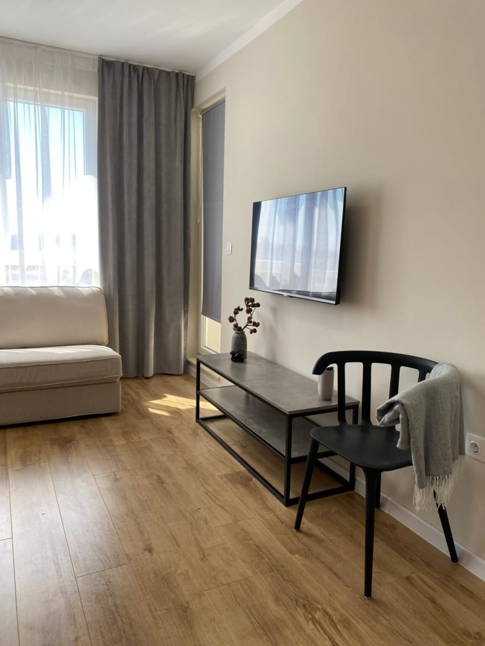 TV and multimedia, Seating area