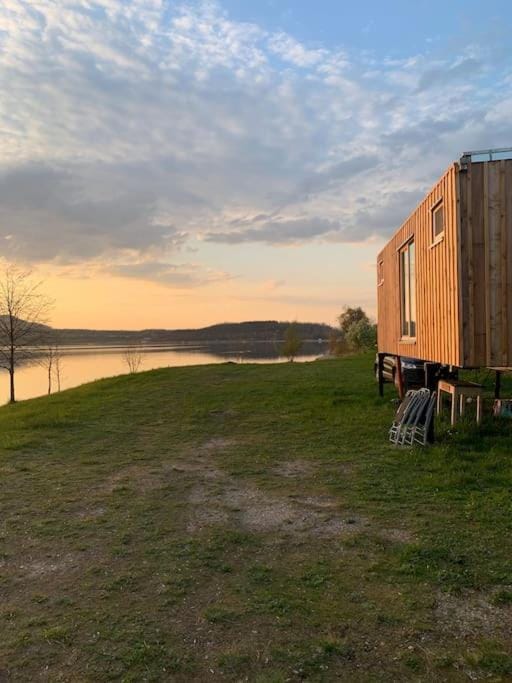 Villa Ilex - Ein Massivholzhaus direkt am See Apartment in Görlitz