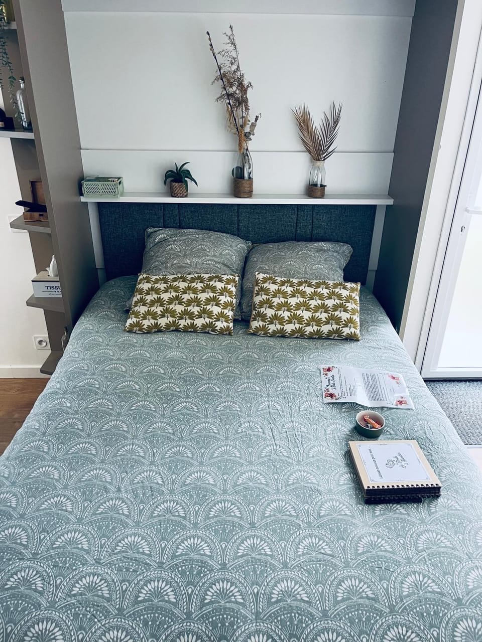 Bed, Bedroom
