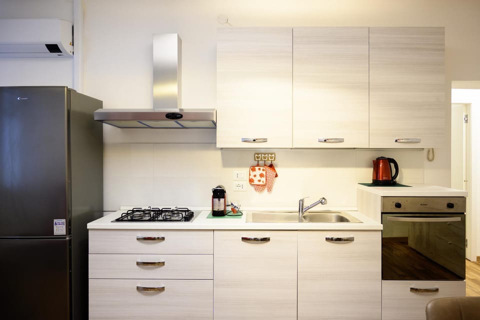 Elegante appartamento in Centro storico - Vista sul corso principale - Spazioso , WiFi veloce, posizione top Apartment in Friuli-Venezia Giulia