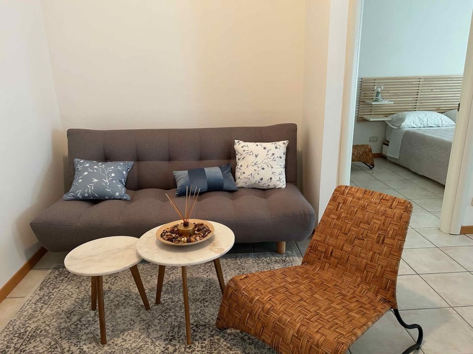 Il Cedro con wi-fi e parcheggio gratuiti Apartment in Lucca