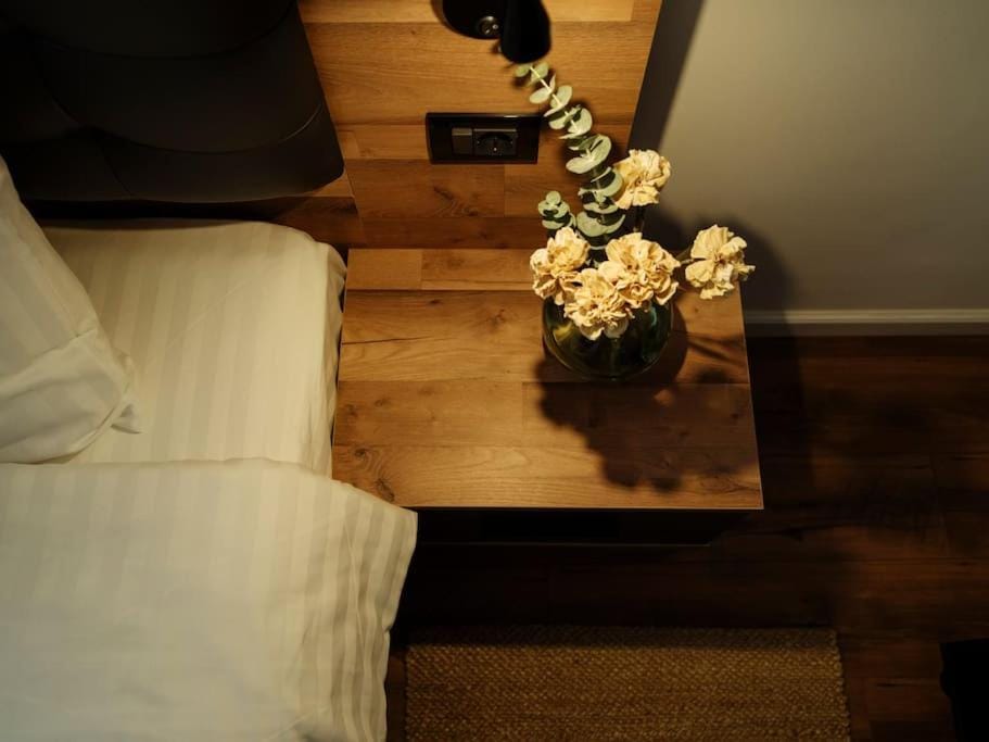 Central 2 Apartment - New Building & Parking Apartment in Bucharest