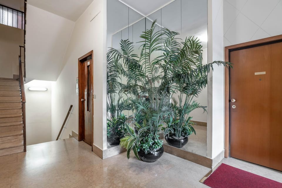 Easylife - Milano- Privata Angera 10S - Centrale Apartment in Milan