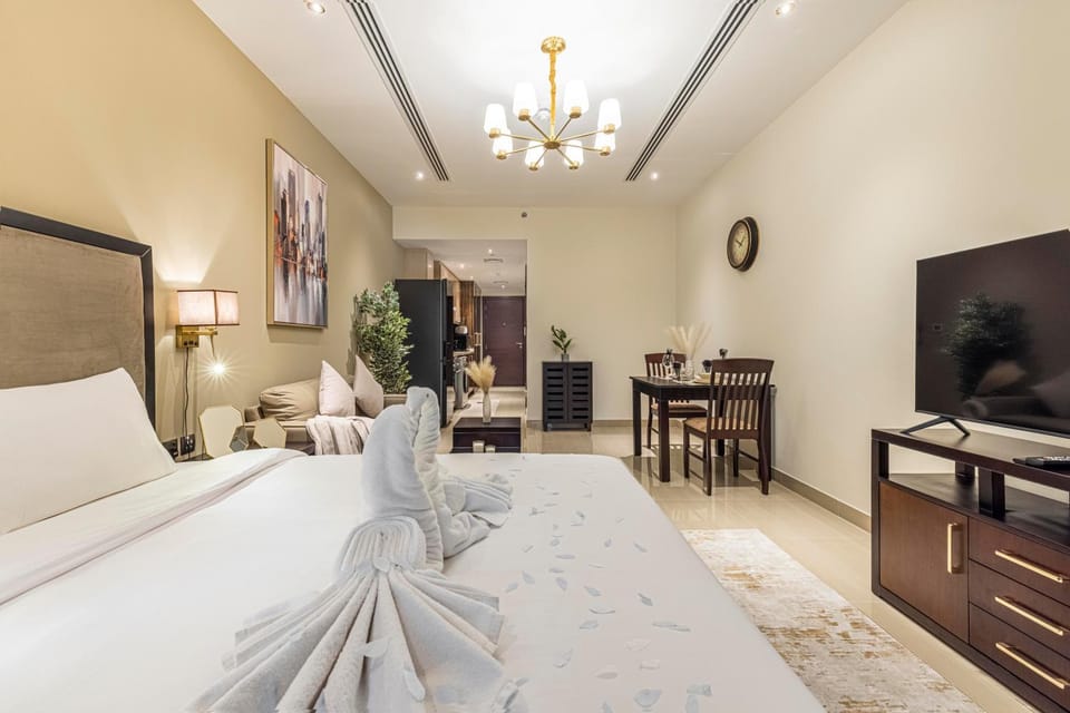 Bed, TV and multimedia, Photo of the whole room, Bedroom, hair dresser