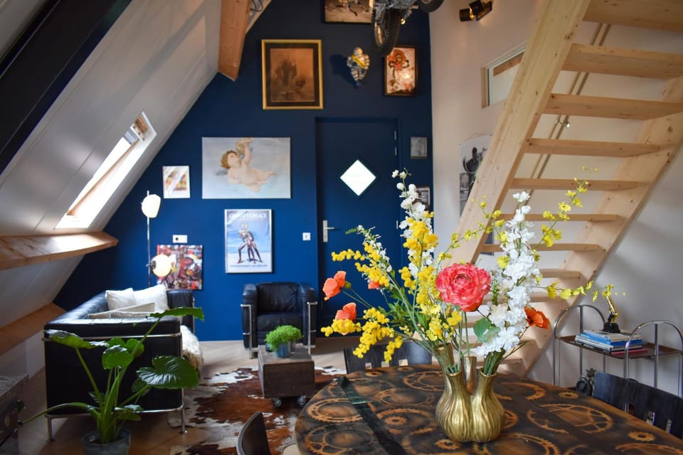 Stijlvol appartement 'Moto' in centrum Franeker. Apartment in Friesland, Netherlands