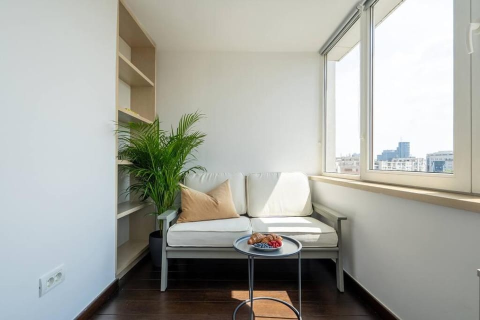 Superb Views 3BR Duplex - 4 Balconies + Parking Apartment in Bucharest