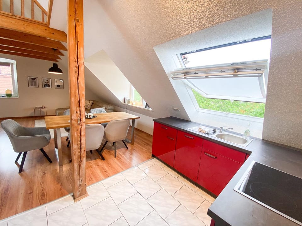 Kitchen or kitchenette, Living room