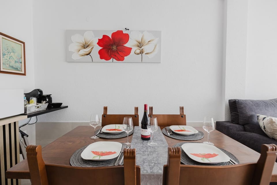 DE TARRAGONA AL DELTA DEL EBRE- A 50 m PLATJA Apartment in Baix Camp