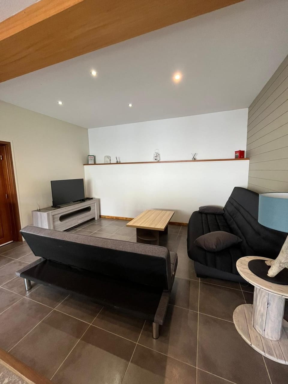 TV and multimedia, Living room