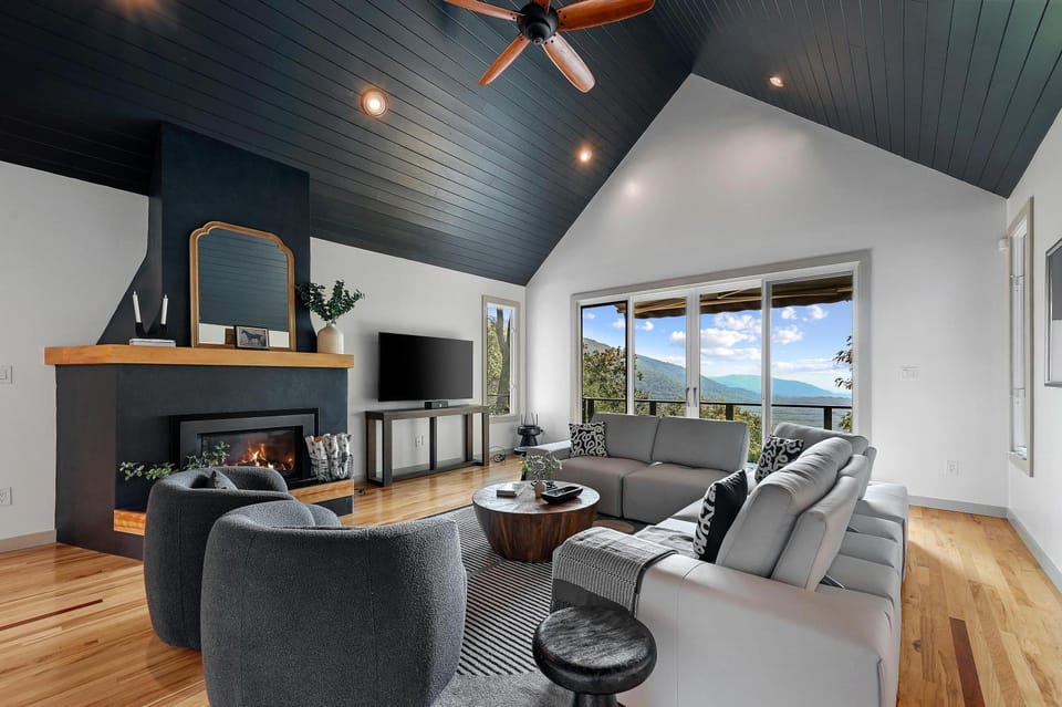 Simply Stunning Off Blue Ridge Pkwy House in Swannanoa