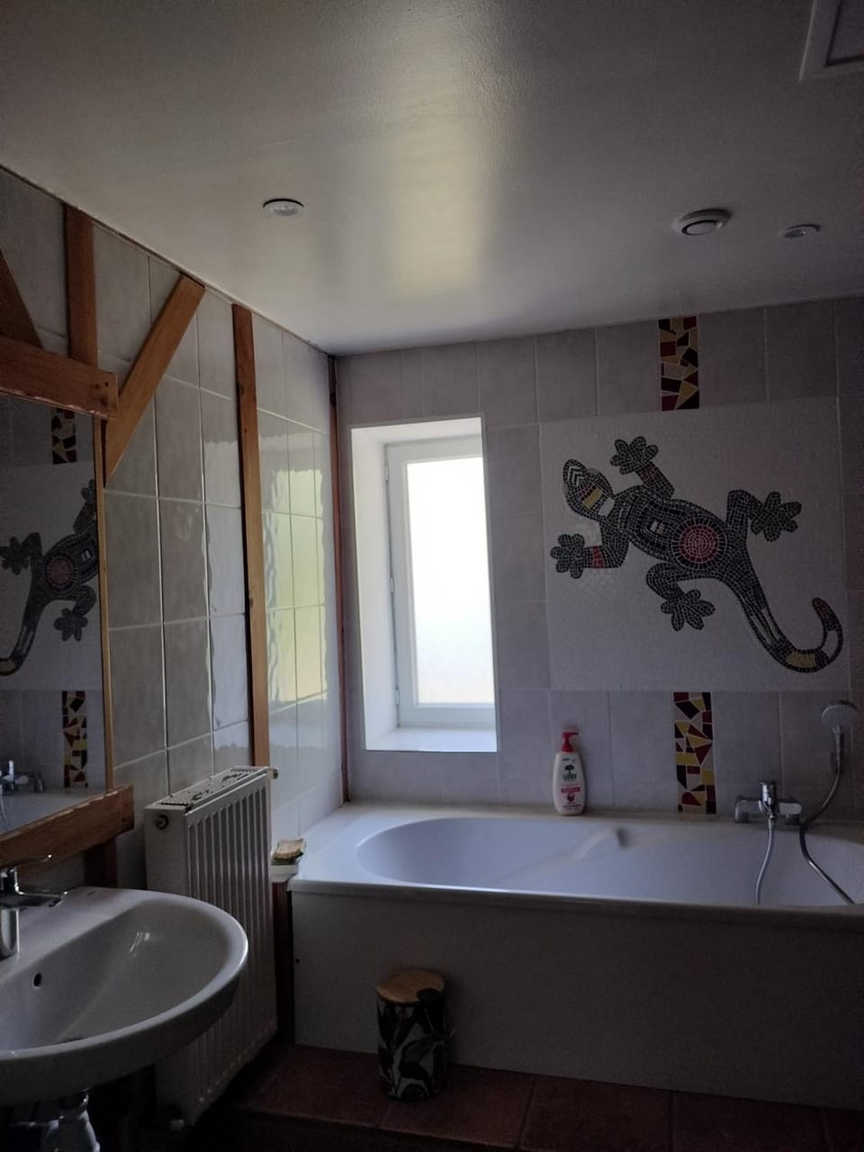 Toilet, Bath