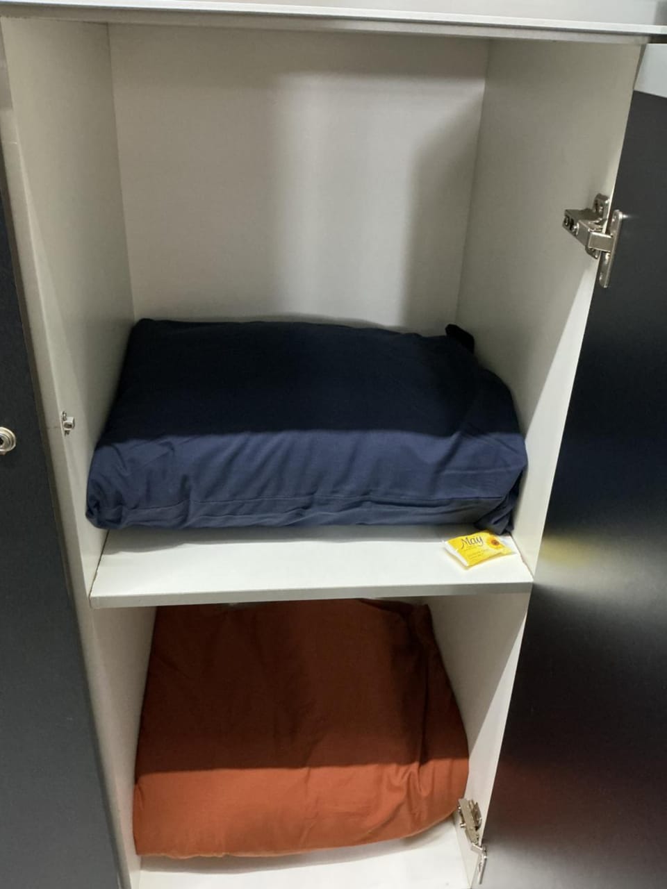 BRICKS Backpackers Sleepbox Capsule hotel in Tanah Rata
