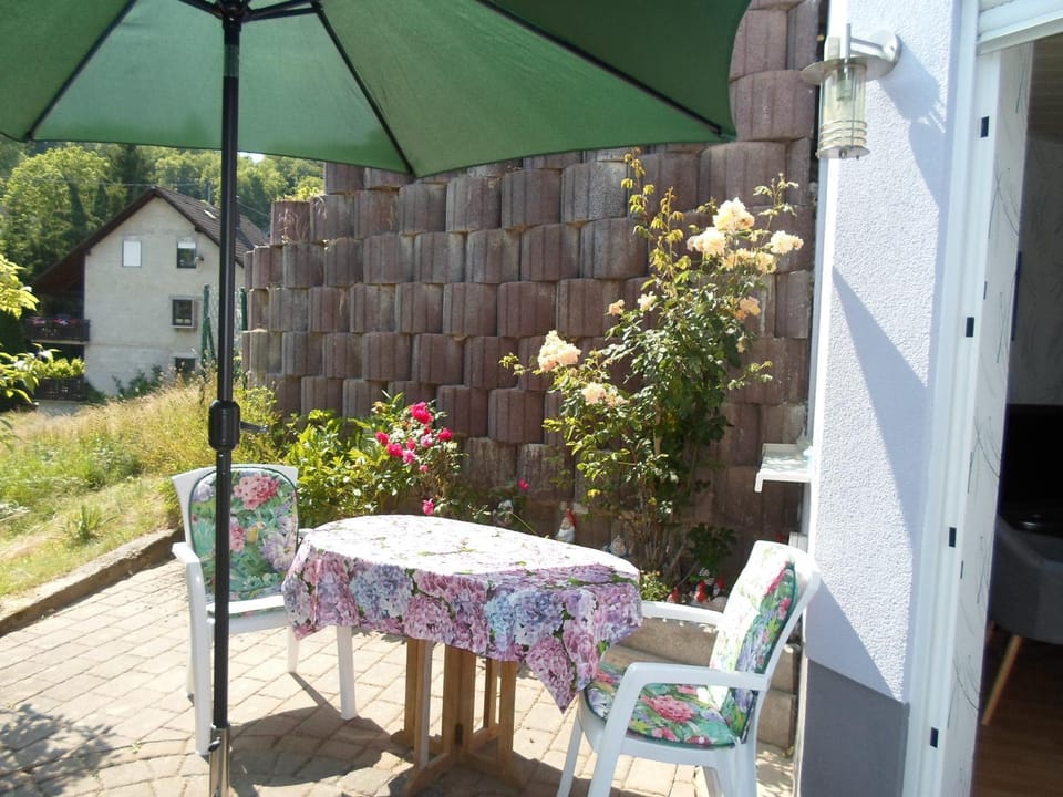 Dining area, Garden view