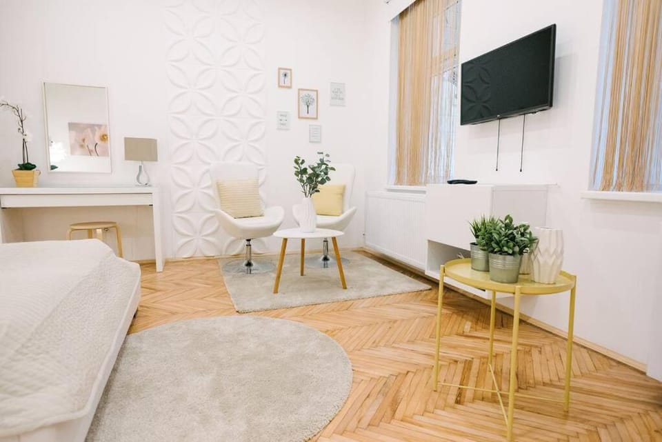 TV and multimedia, Bedroom