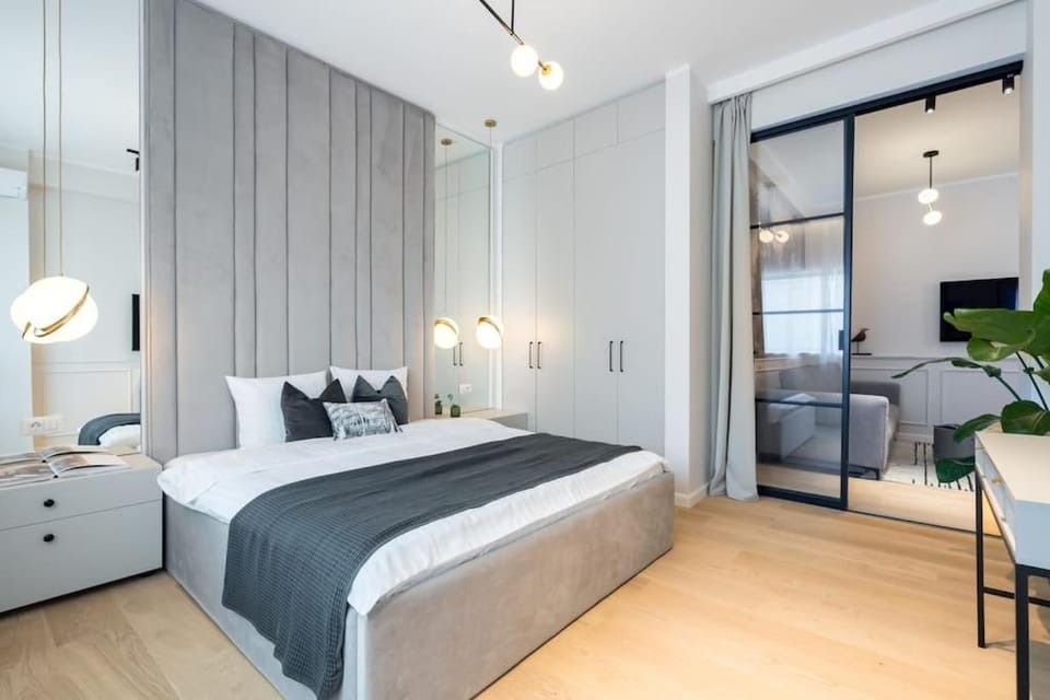 Winsome 2BR apartment on Calea Victoriei Apartment in Bucharest