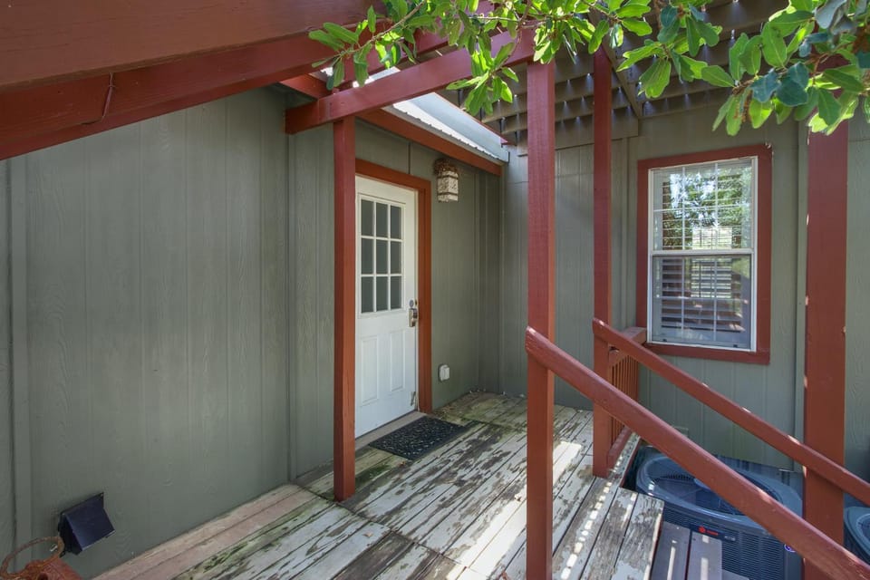 Swing On Inn- Suite Thyme Apartment in Rio Grande
