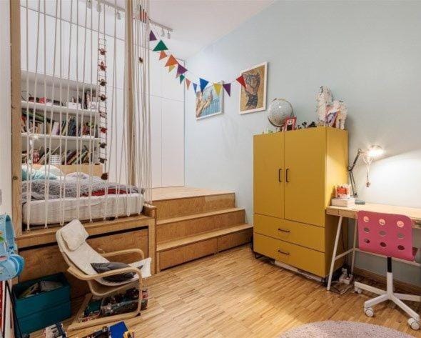 Bed, Photo of the whole room, Bedroom, cot, hair dresser, wardrobe