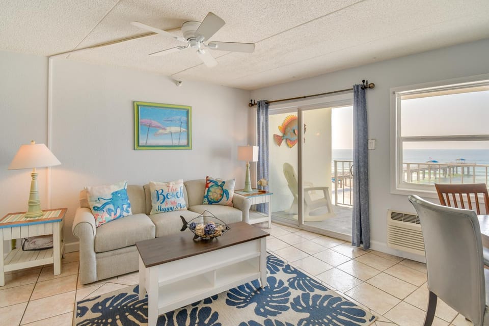 Orange Beach Condo w/ Pool Access & Gulf Views! House in Orange Beach
