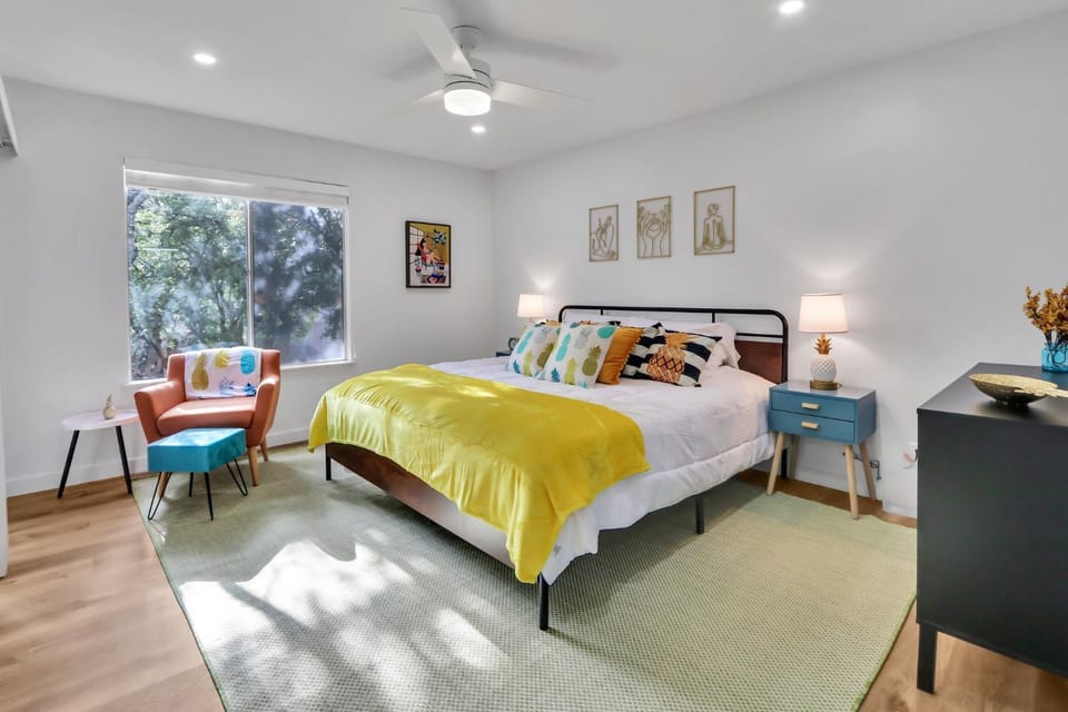 Groovy Getaway Apartment in Canyon Lake