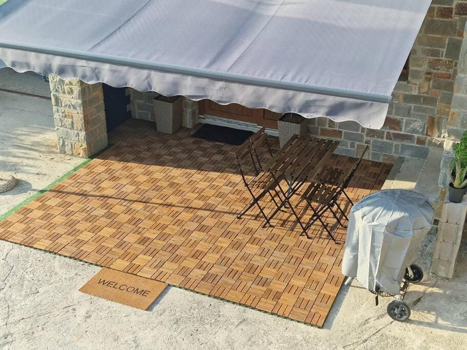 Patio, BBQ facilities, Balcony/Terrace