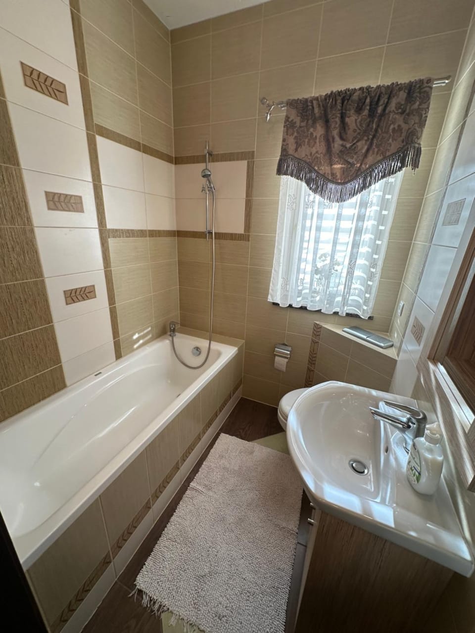 Bathroom, Bath