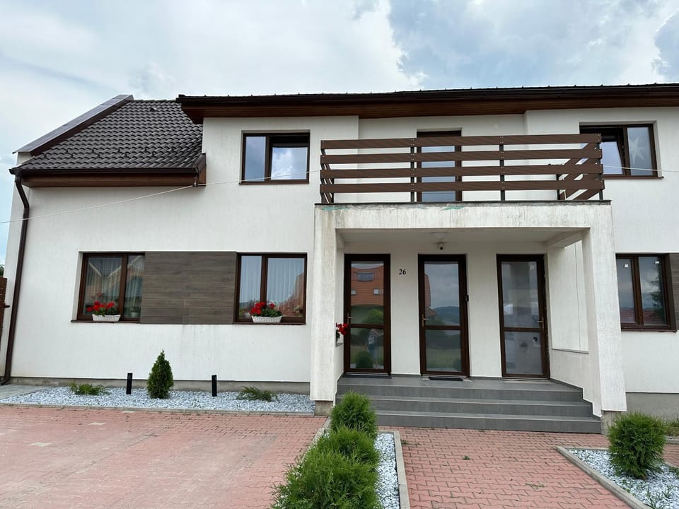 Property building, Facade/entrance