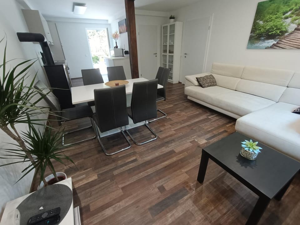 Living room, Seating area, Dining area